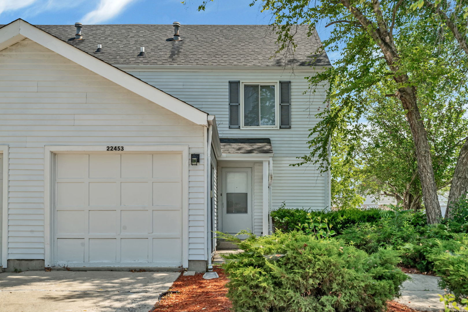22453 Latonia Lane, Richton Park, IL 60471