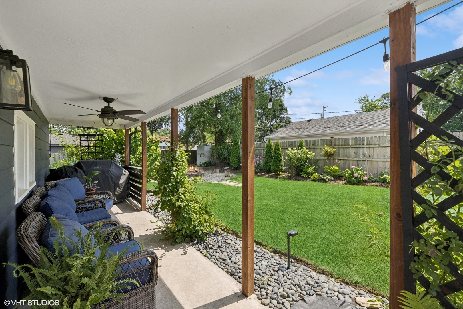 213 S Owen Street, Mount Prospect, IL 60056