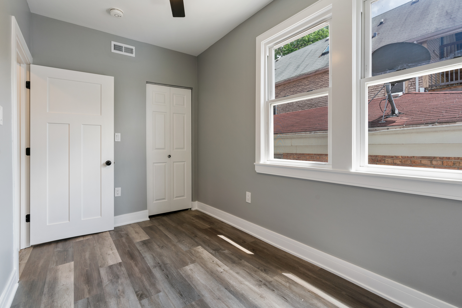 4624 N Springfield Avenue, Chicago, IL 60625