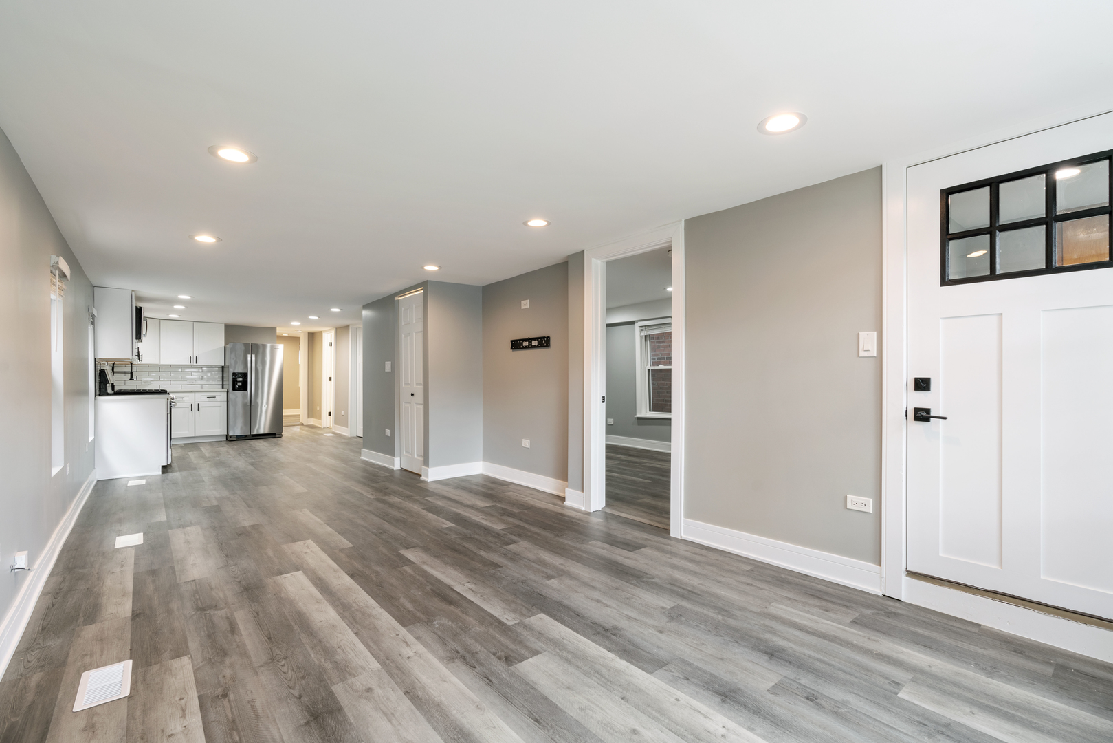 4624 N Springfield Avenue, Chicago, IL 60625