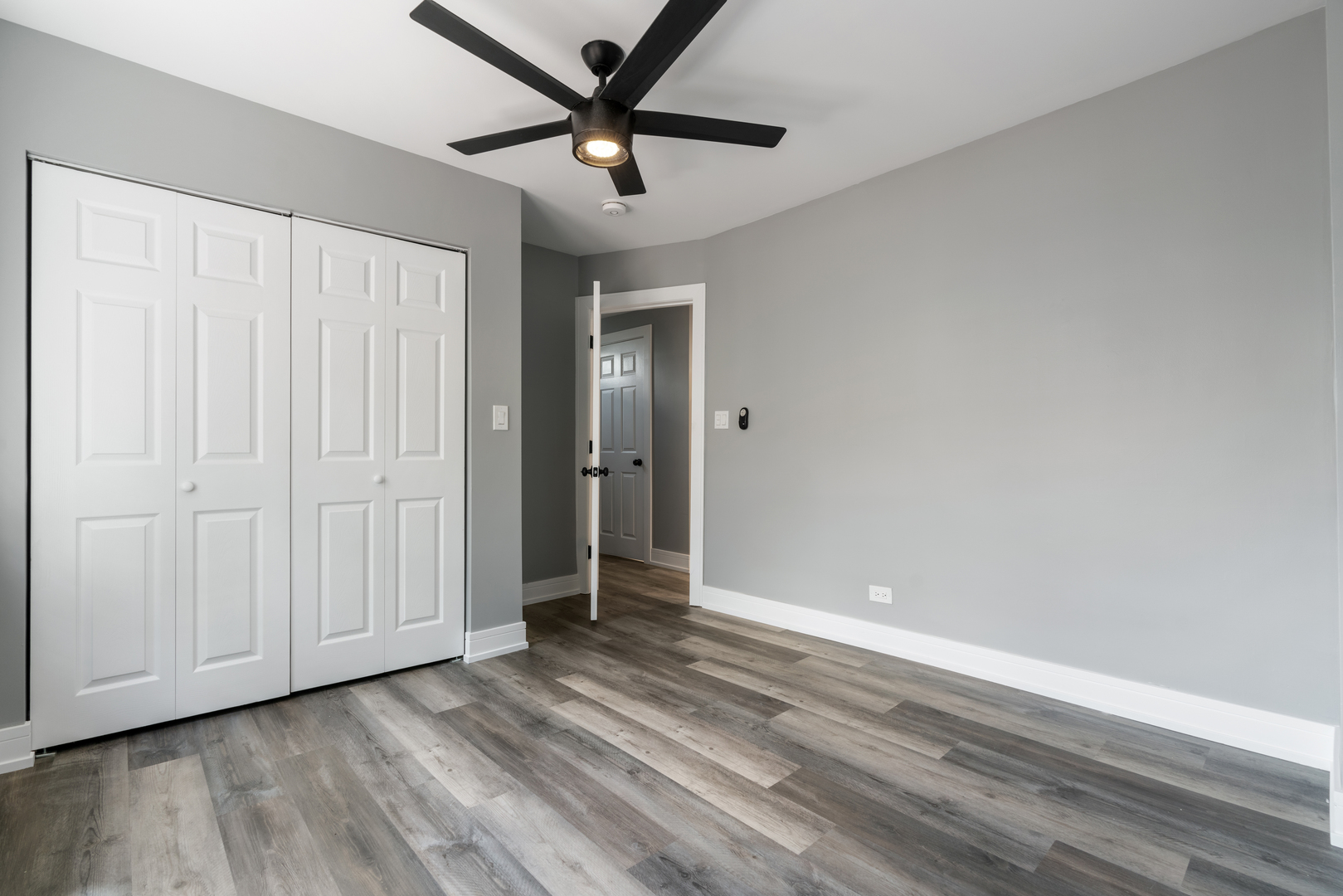 4624 N Springfield Avenue, Chicago, IL 60625