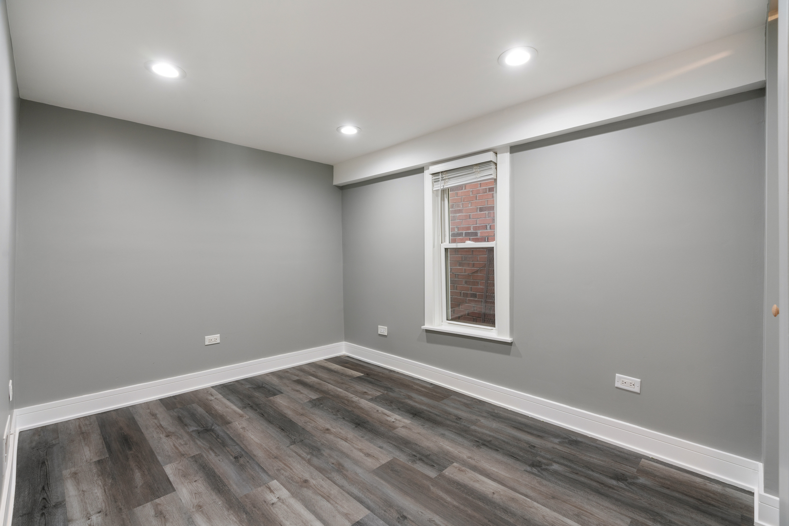 4624 N Springfield Avenue, Chicago, IL 60625