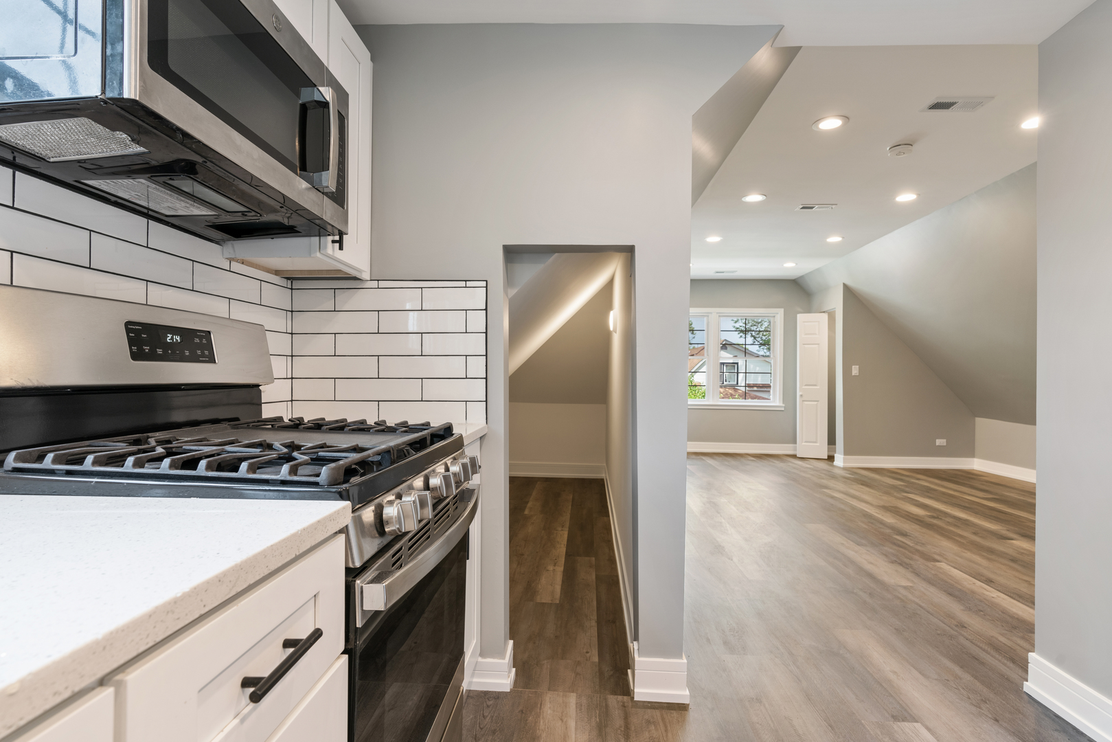 4624 N Springfield Avenue, Chicago, IL 60625