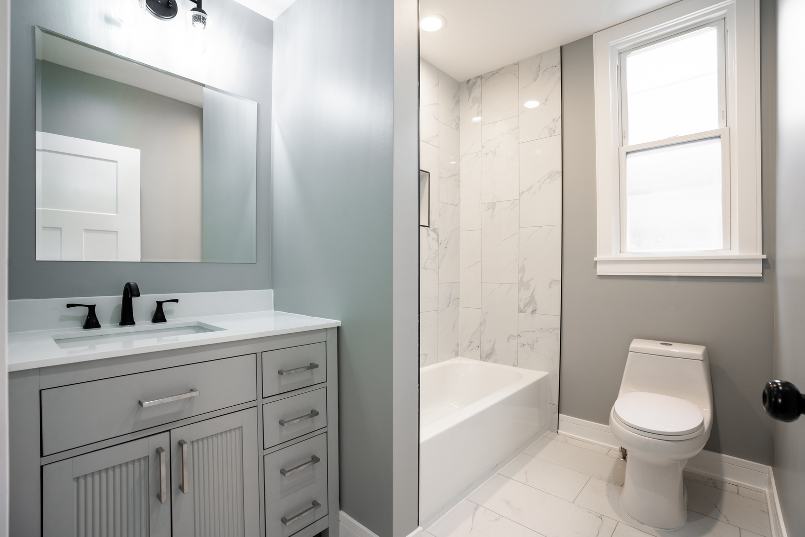 4624 N Springfield Avenue, Chicago, IL 60625