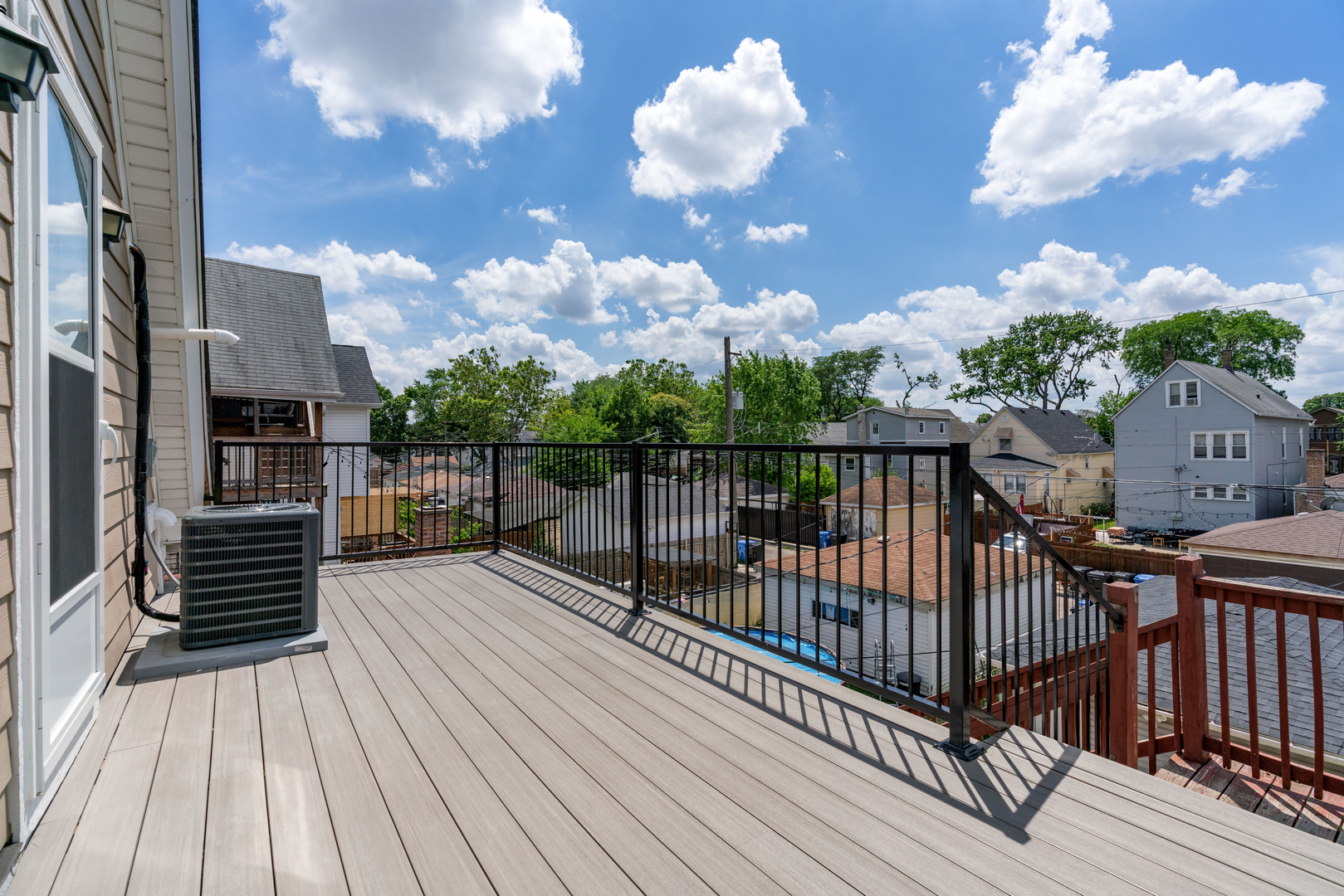 4624 N Springfield Avenue, Chicago, IL 60625