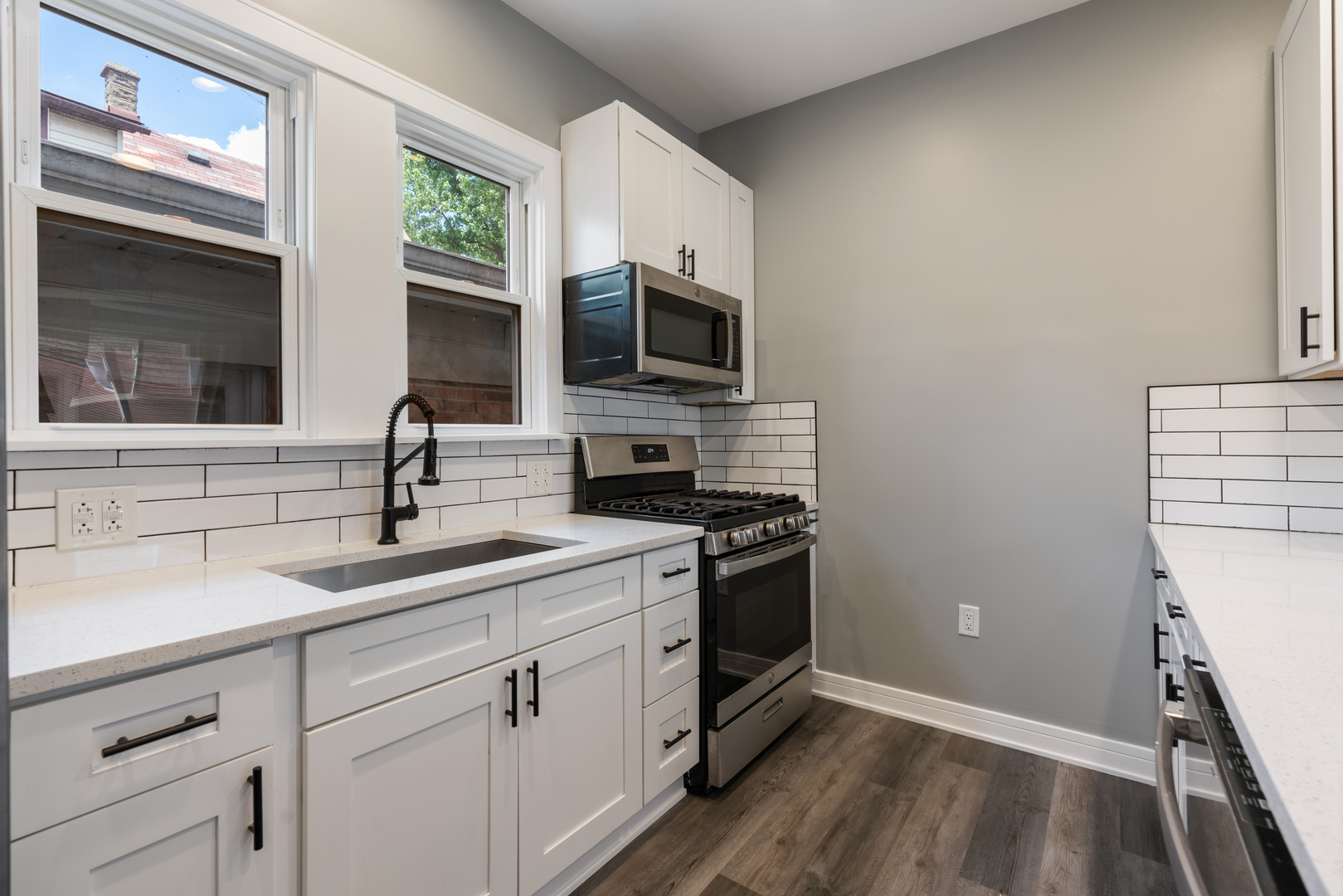 4624 N Springfield Avenue, Chicago, IL 60625