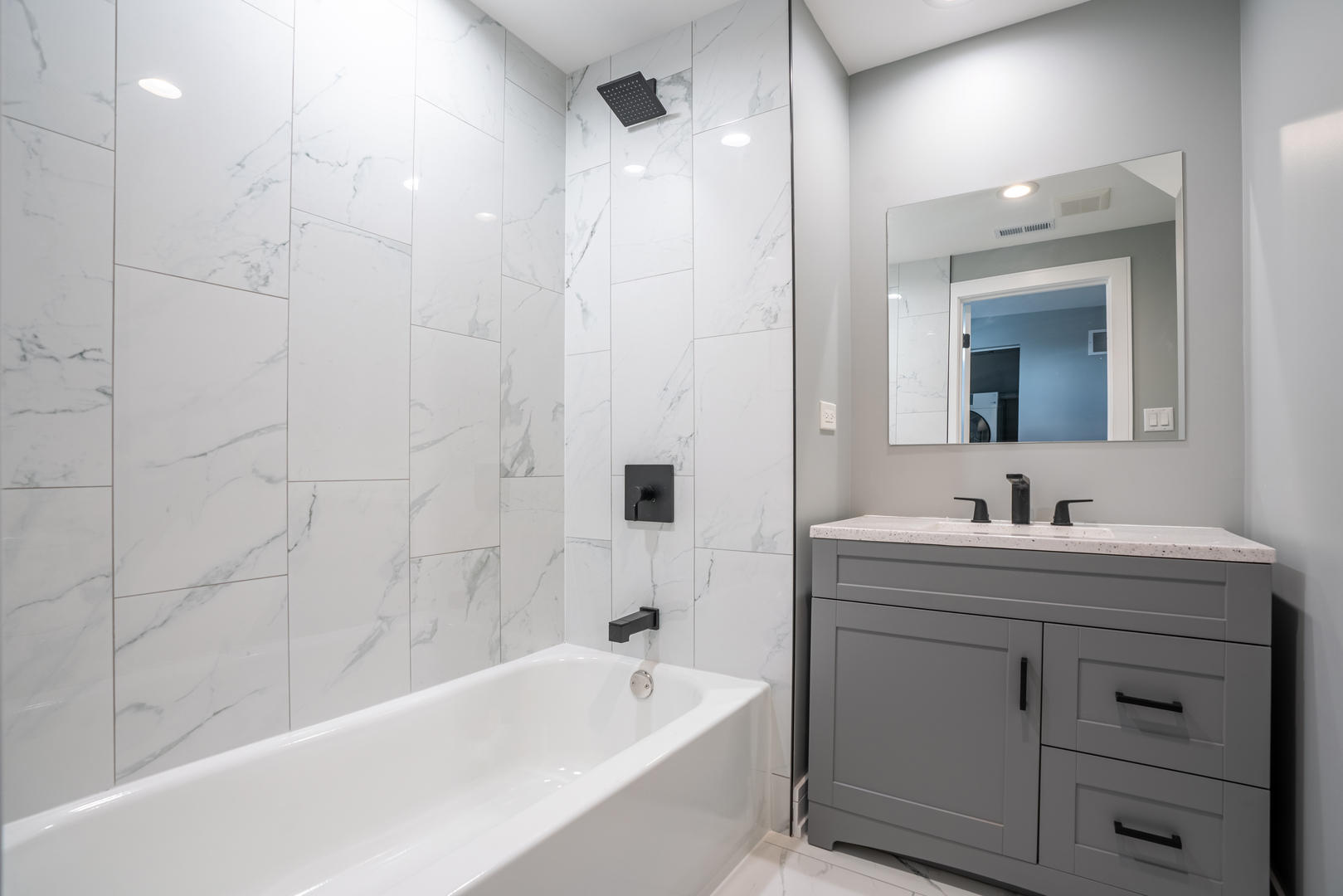 4624 N Springfield Avenue, Chicago, IL 60625
