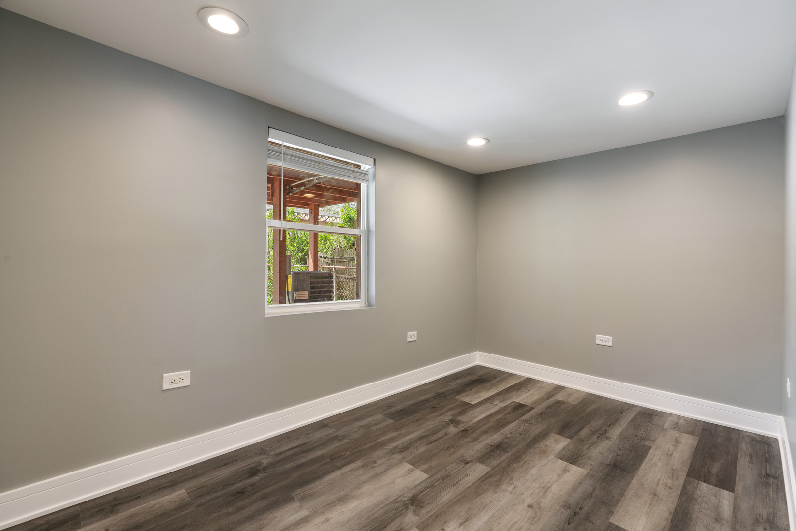 4624 N Springfield Avenue, Chicago, IL 60625