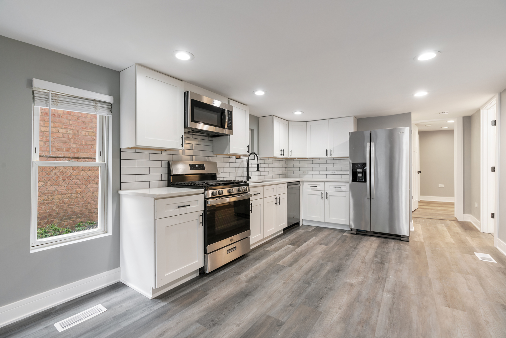 4624 N Springfield Avenue, Chicago, IL 60625