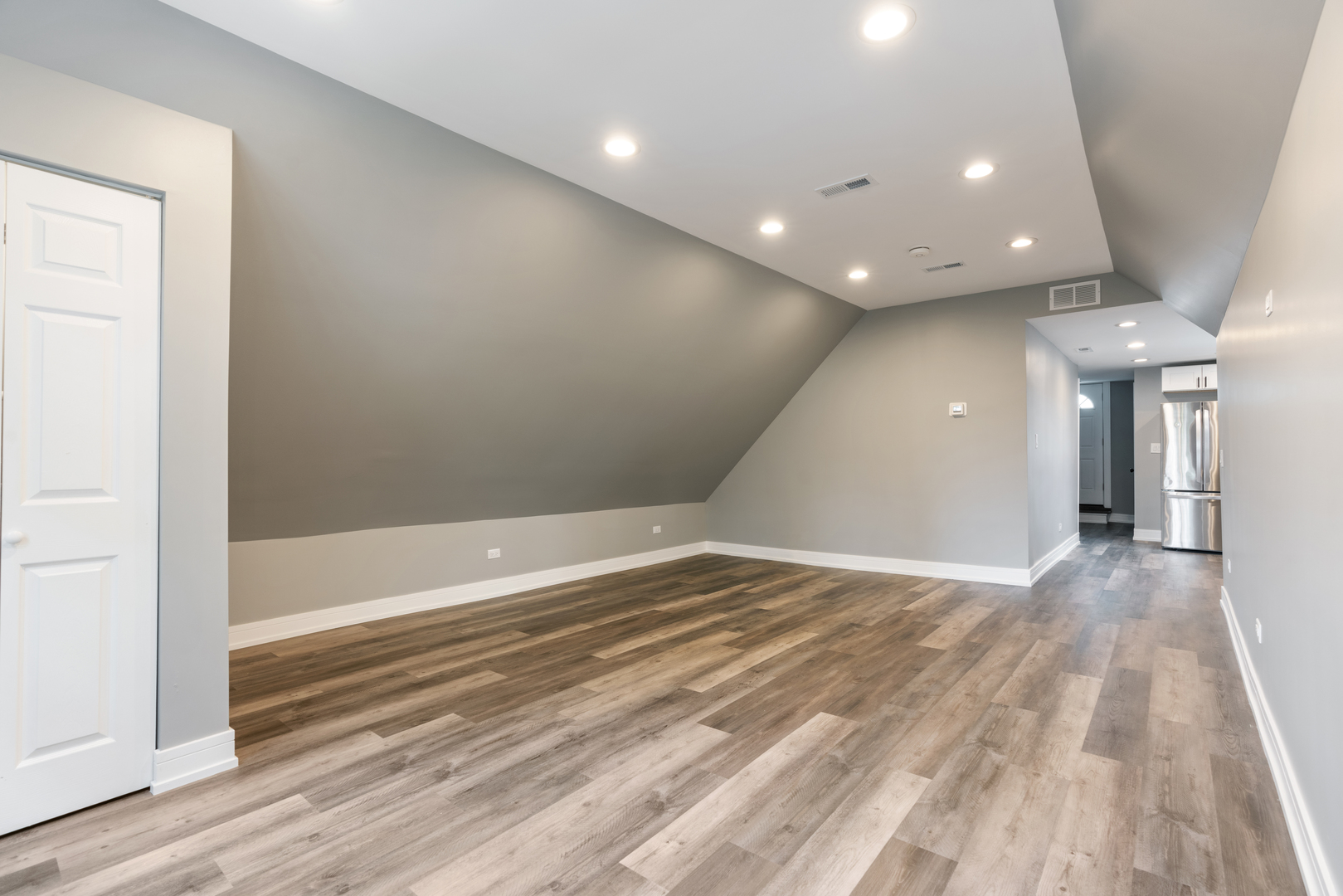 4624 N Springfield Avenue, Chicago, IL 60625