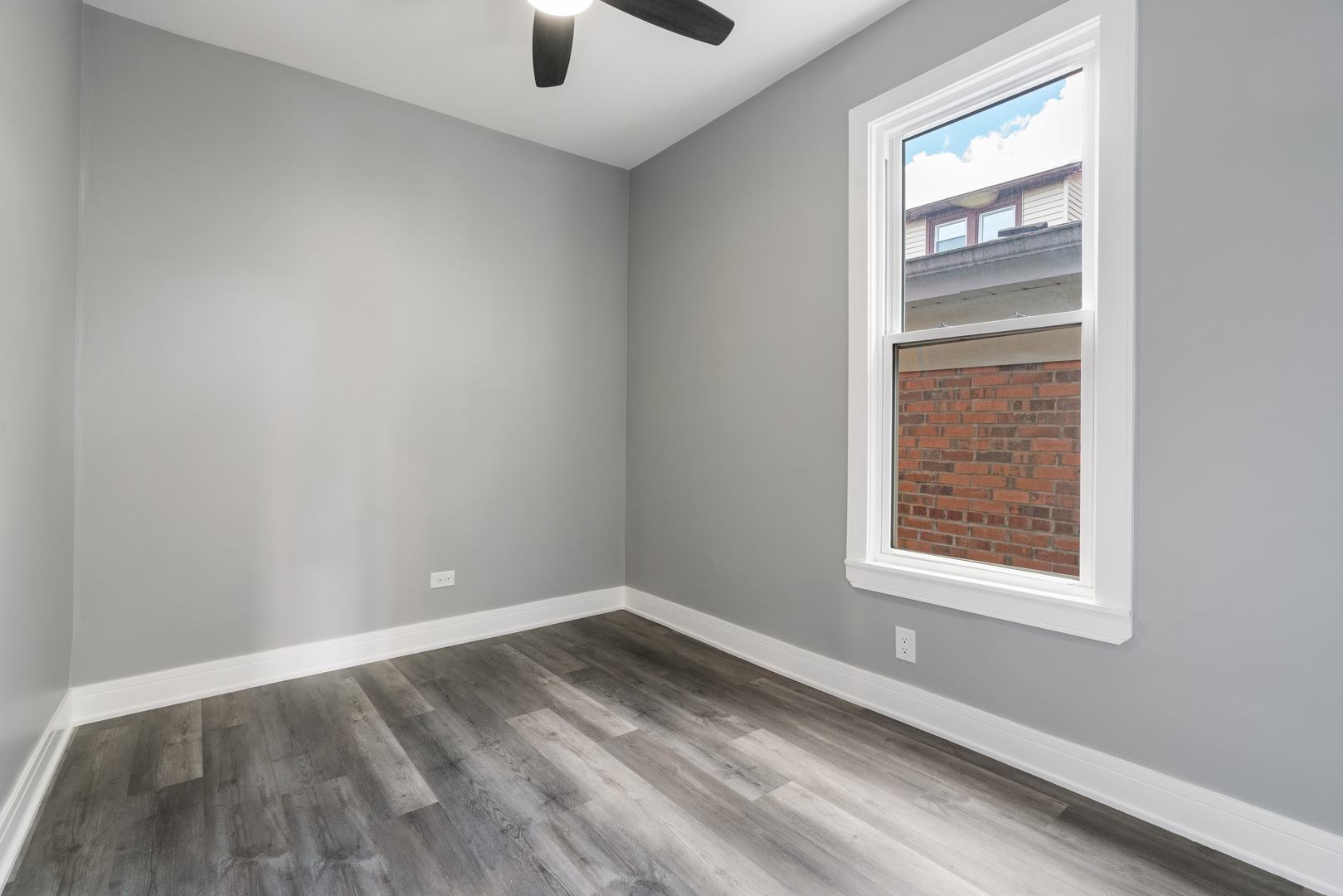 4624 N Springfield Avenue, Chicago, IL 60625