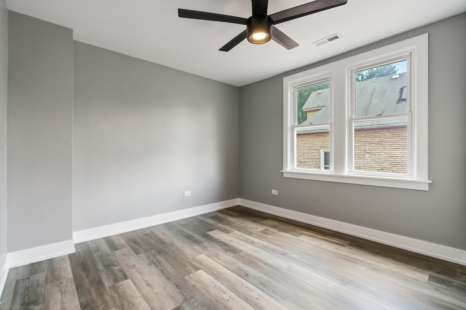 4624 N Springfield Avenue, Chicago, IL 60625