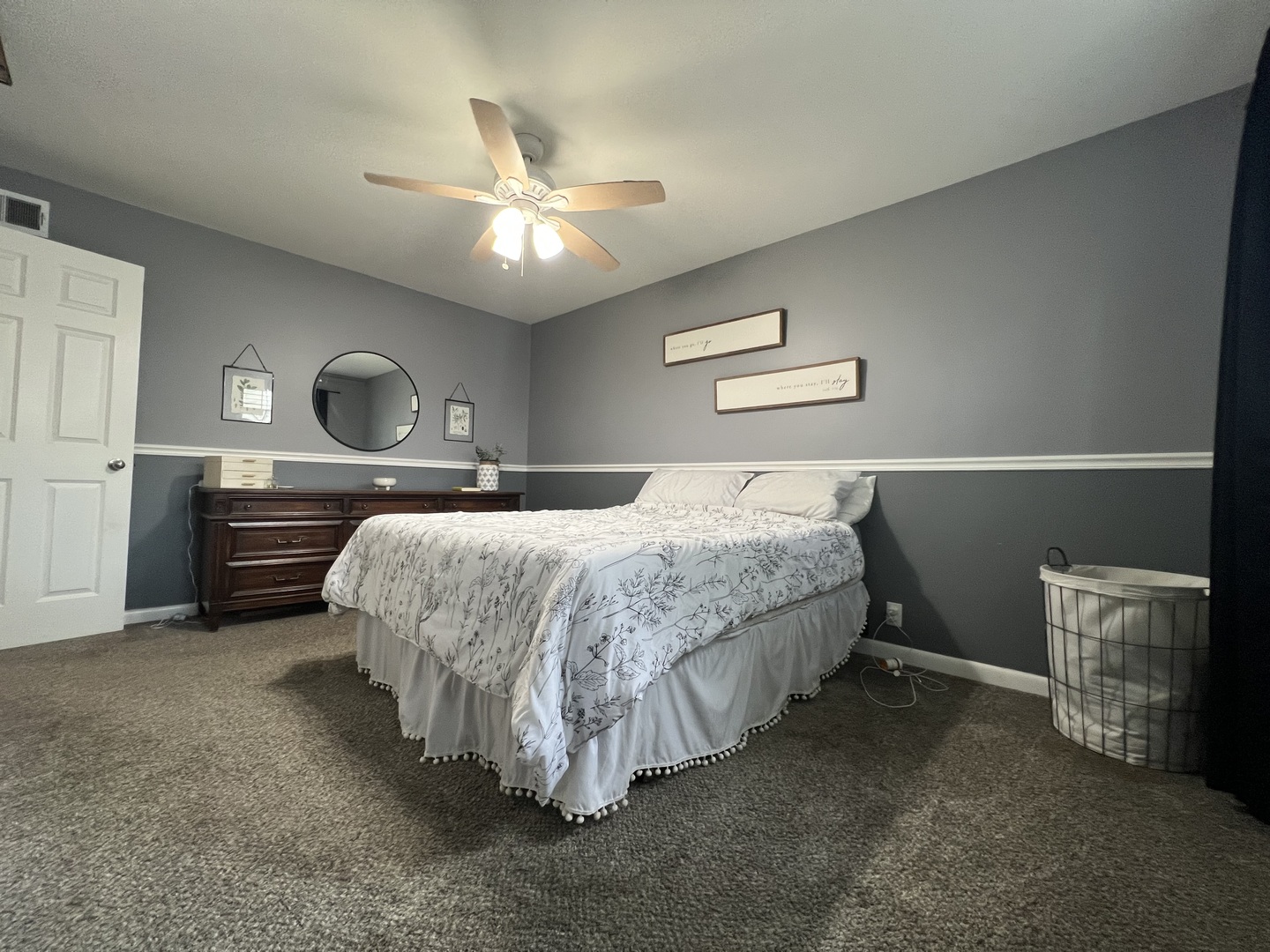 11700 Meadow Lane Drive, Merrionette Park, IL 60803