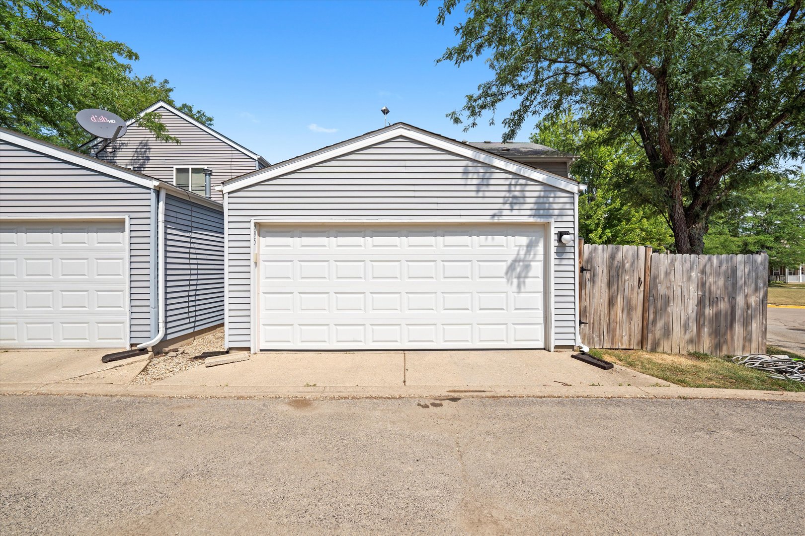 995 Serendipity Drive, Aurora, IL 60504