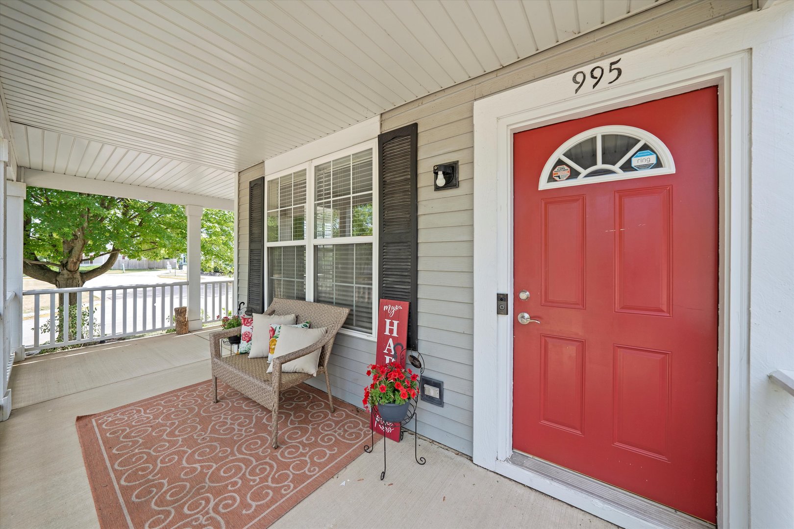 995 Serendipity Drive, Aurora, IL 60504