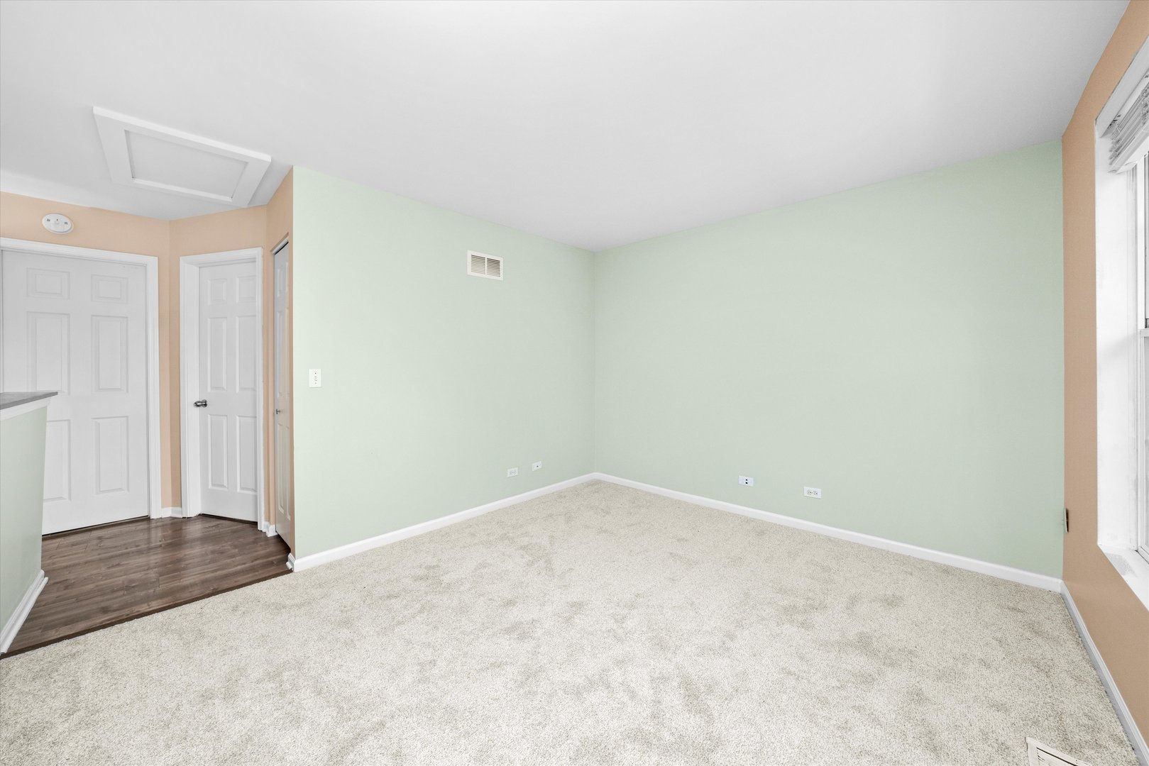 995 Serendipity Drive, Aurora, IL 60504