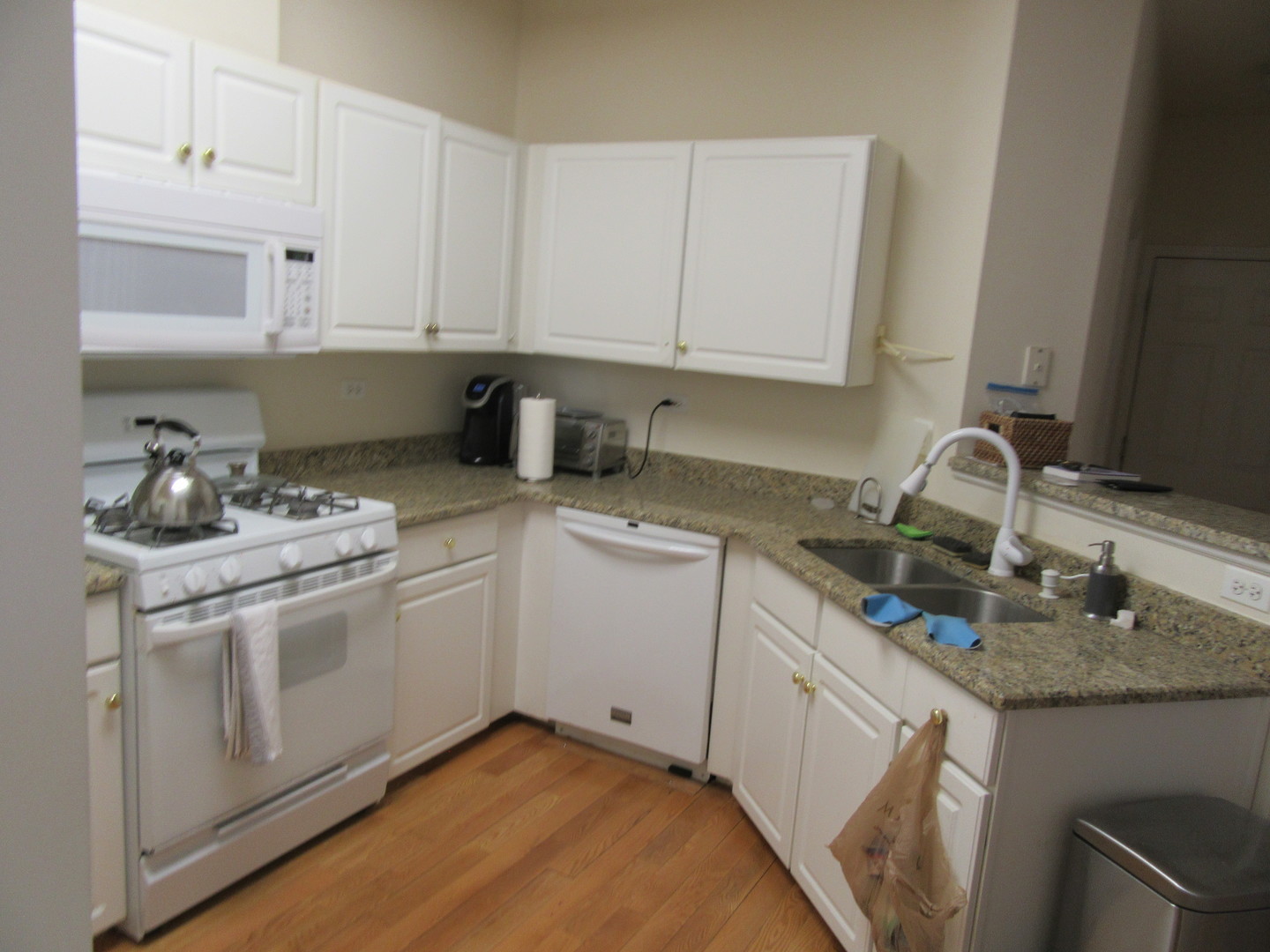 440 E Thornhill Lane, Palatine, IL 60074