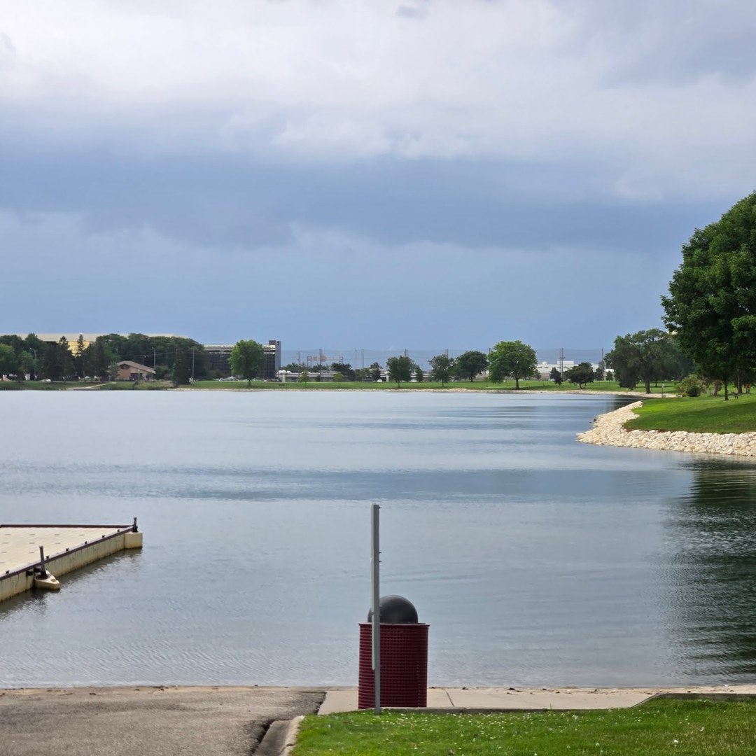 972 HOWARD Avenue, Des Plaines, IL 60018