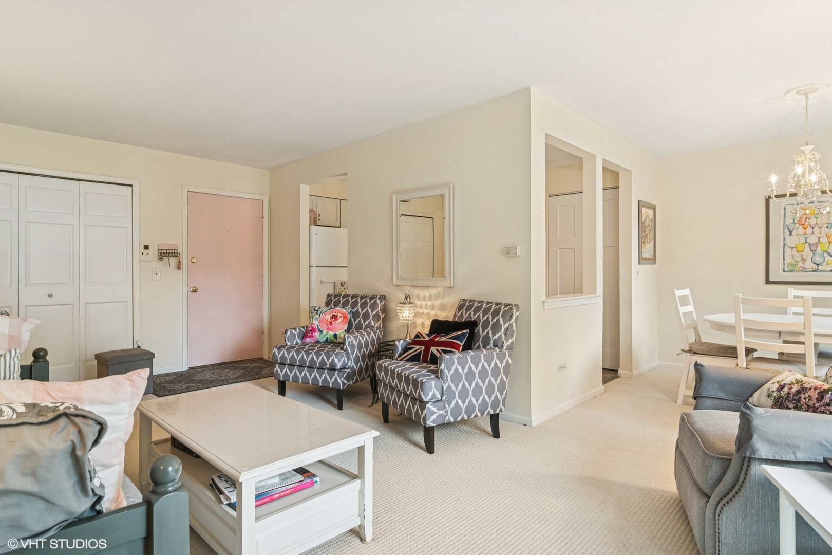 1102 N Dale Avenue #2C, Arlington Heights, IL 60004