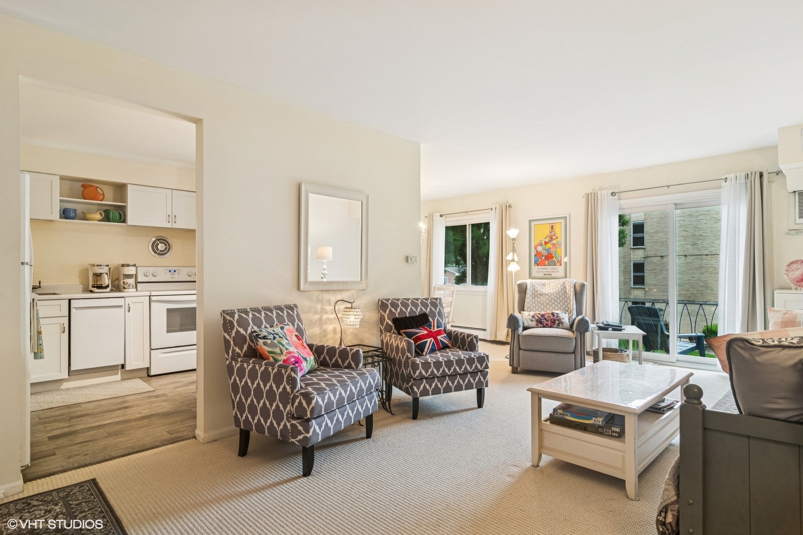 1102 N Dale Avenue #2C, Arlington Heights, IL 60004