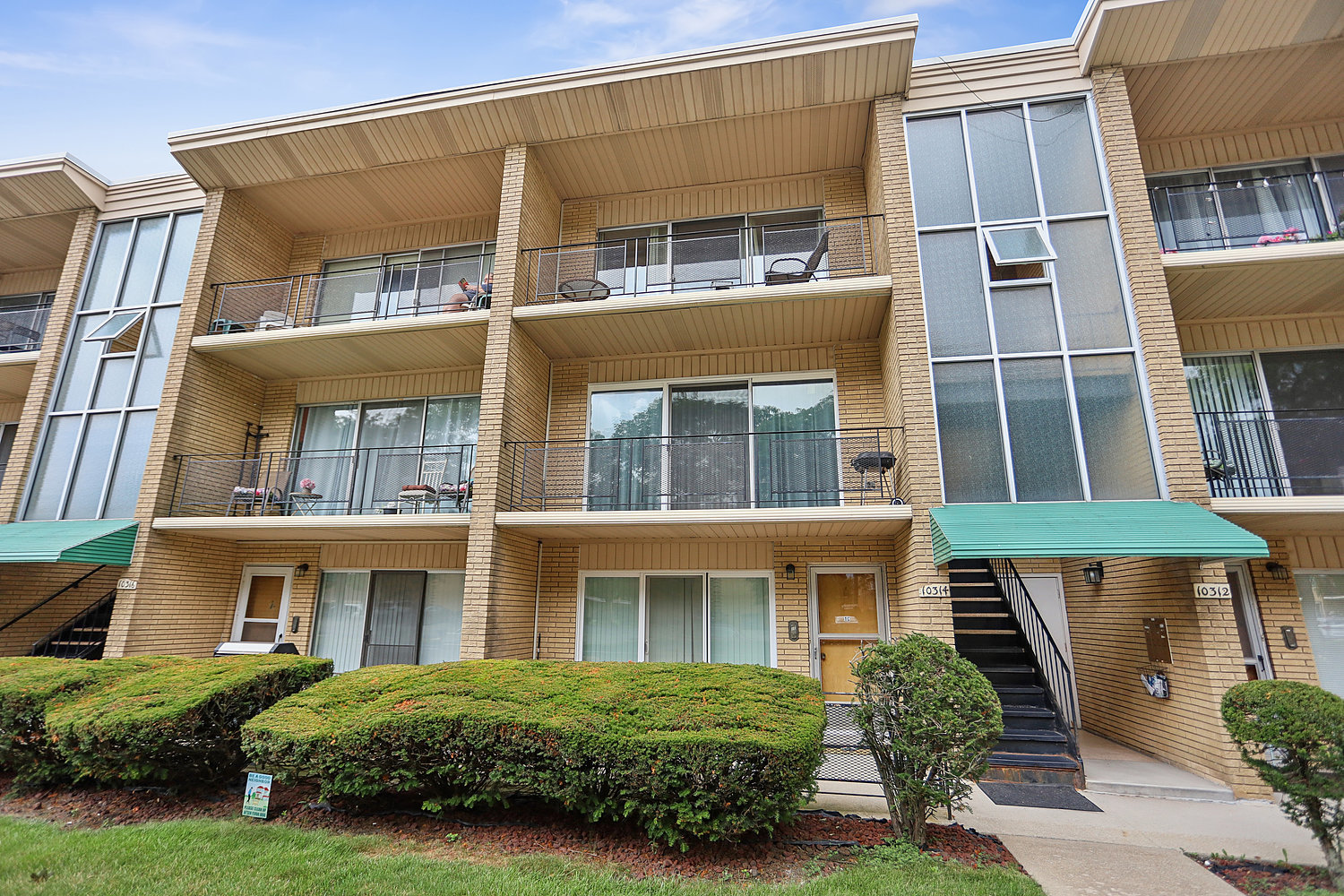 10314 S Komensky Avenue #3C, Oak Lawn, IL 60453