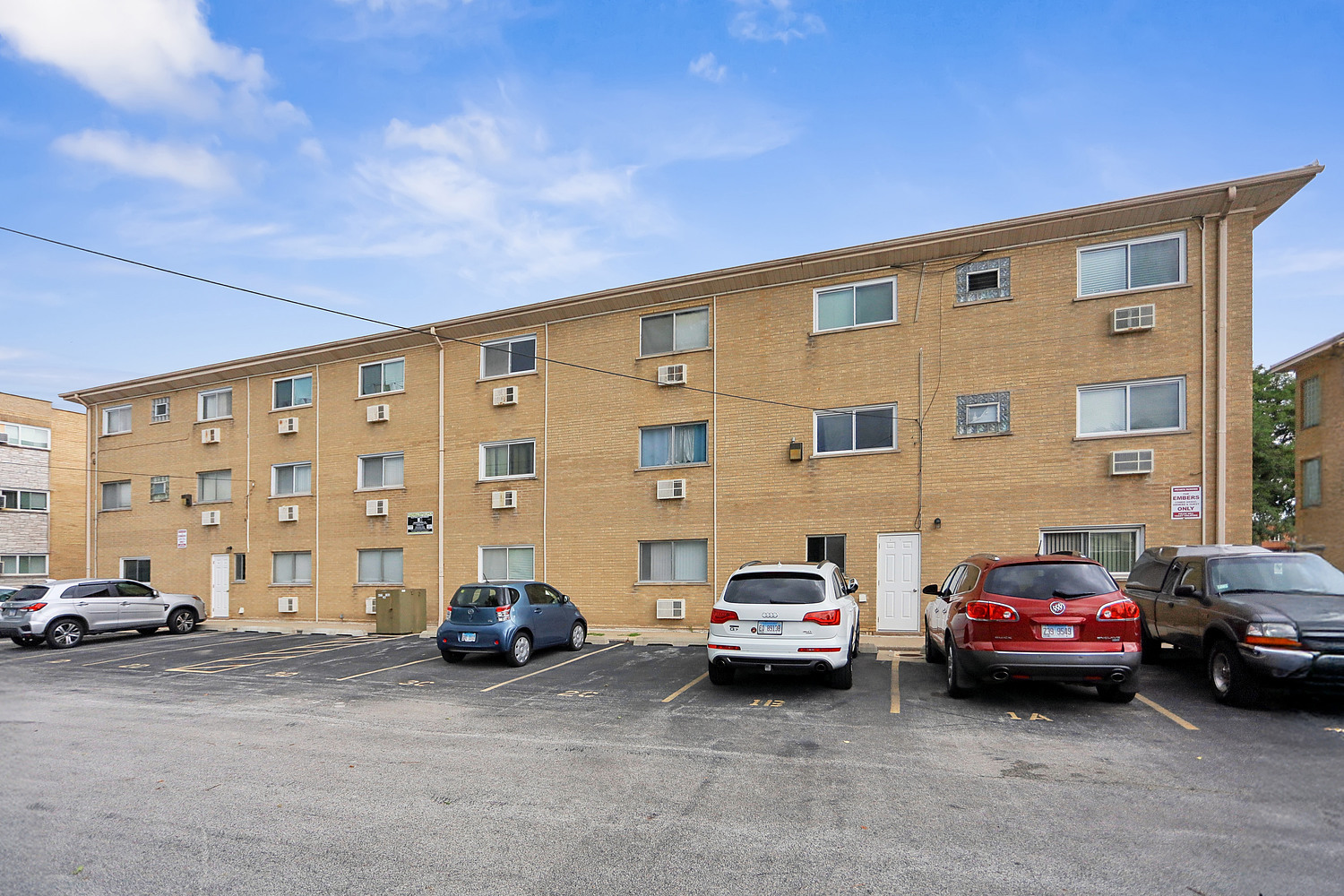 10314 S Komensky Avenue #3C, Oak Lawn, IL 60453