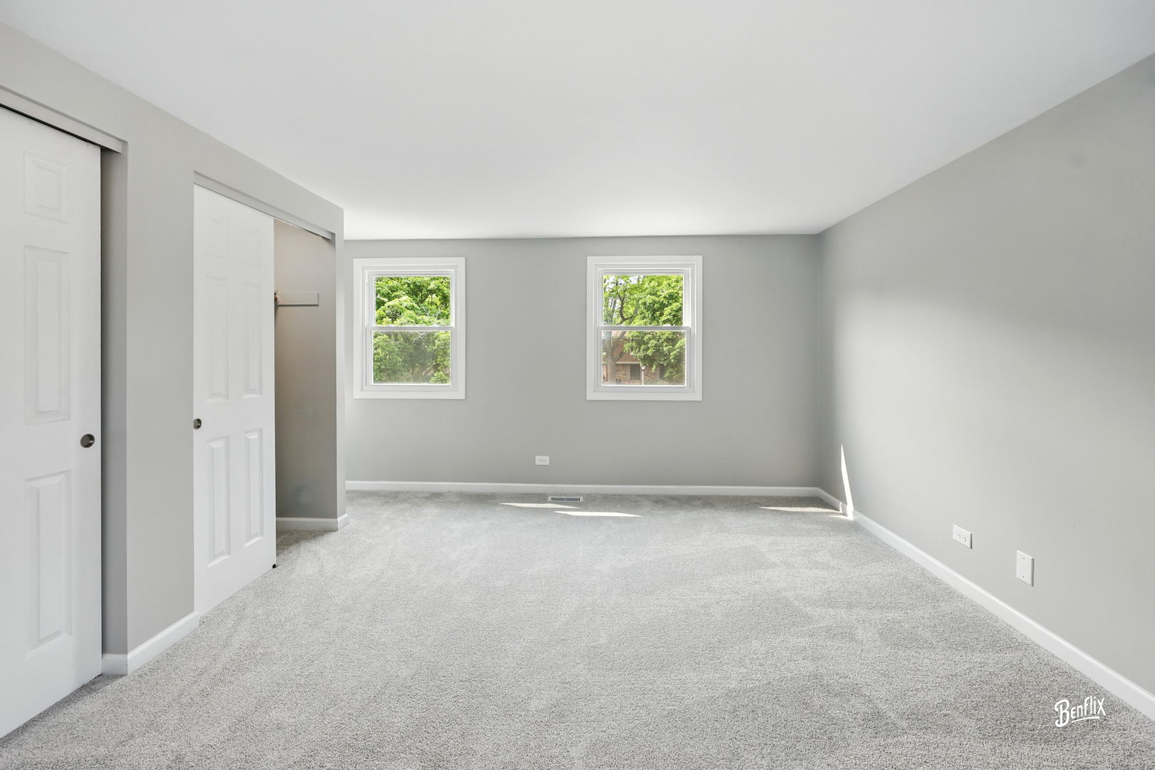 311 Greentree Parkway, Libertyville, IL 60048