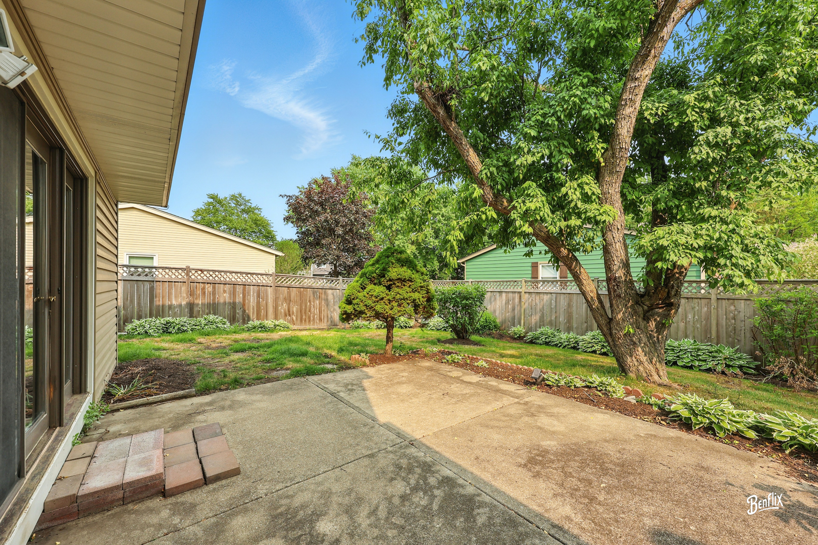 311 Greentree Parkway, Libertyville, IL 60048