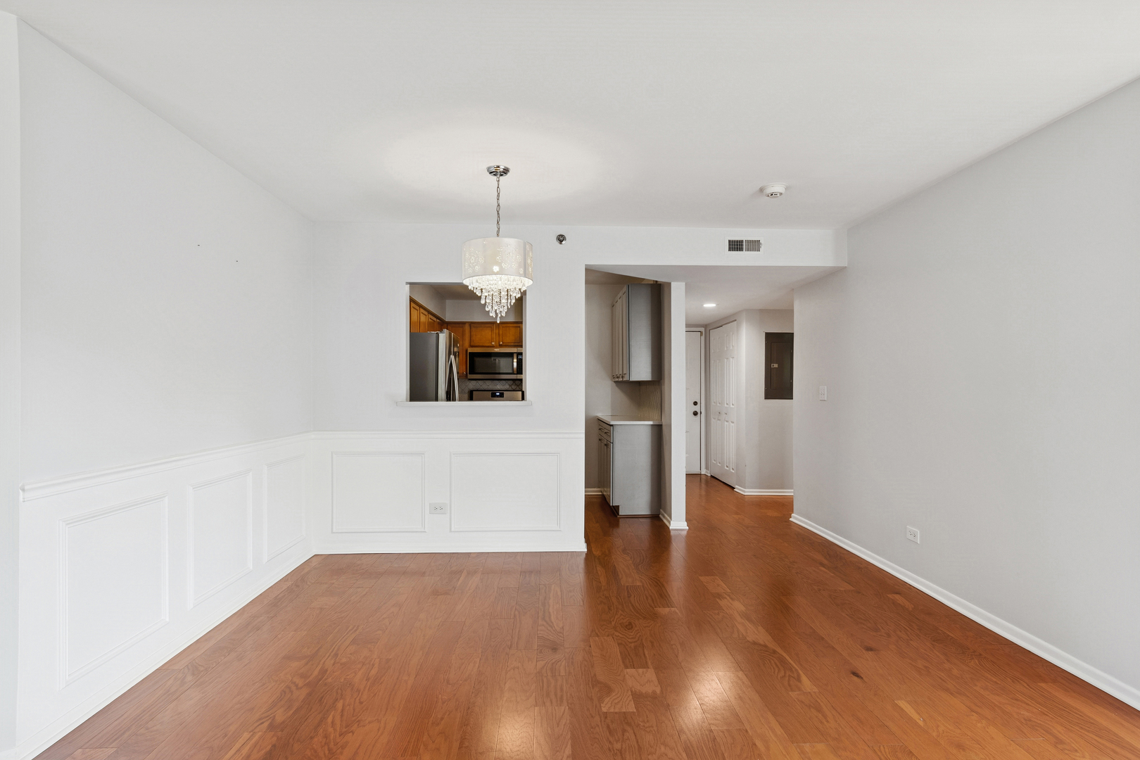 2880 Torrey Pine Lane #2F, Lisle, IL 60532