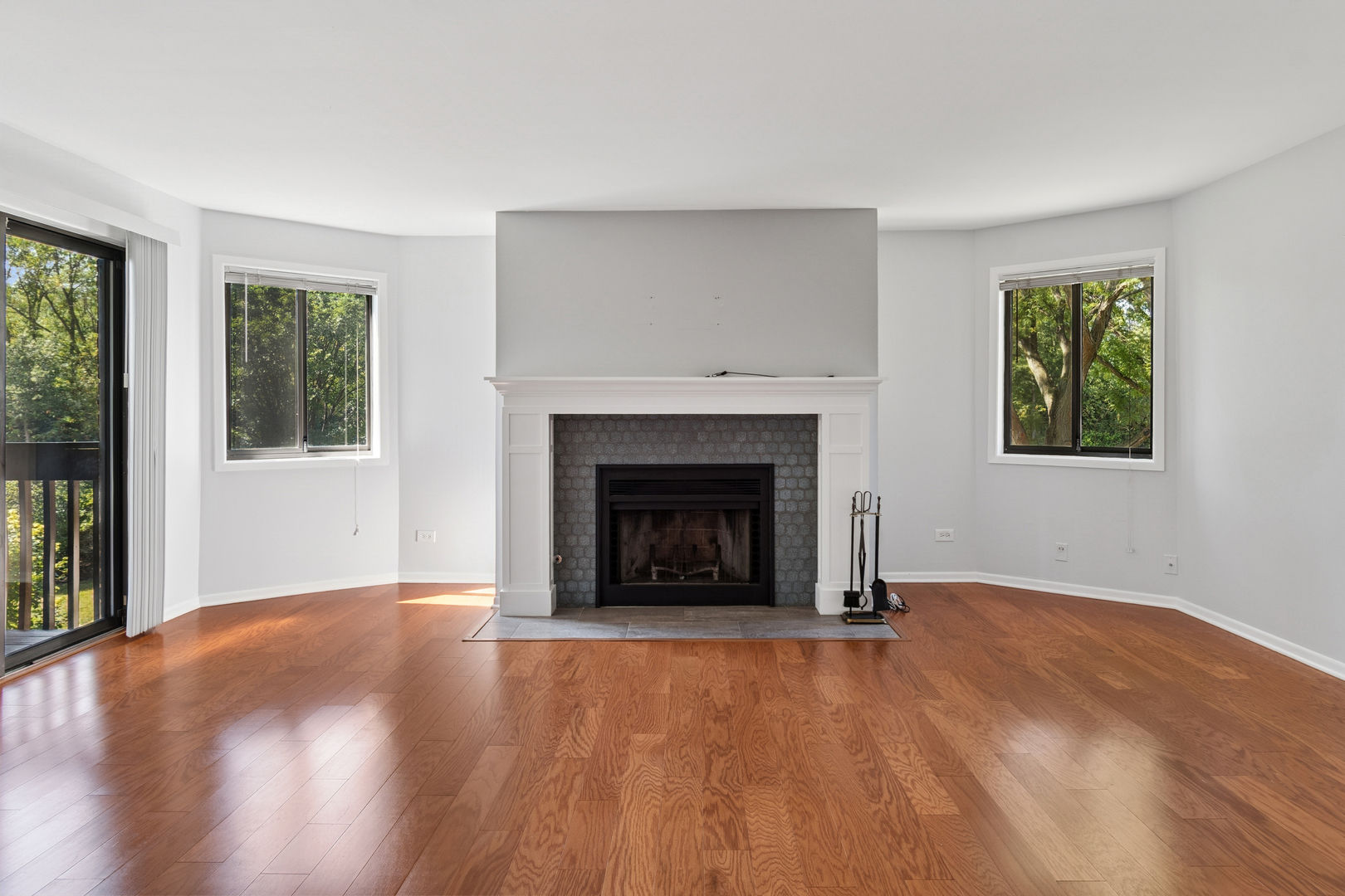 2880 Torrey Pine Lane #2F, Lisle, IL 60532