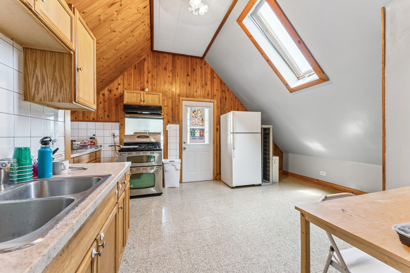 2826 N Rockwell Street, Chicago, IL 60618