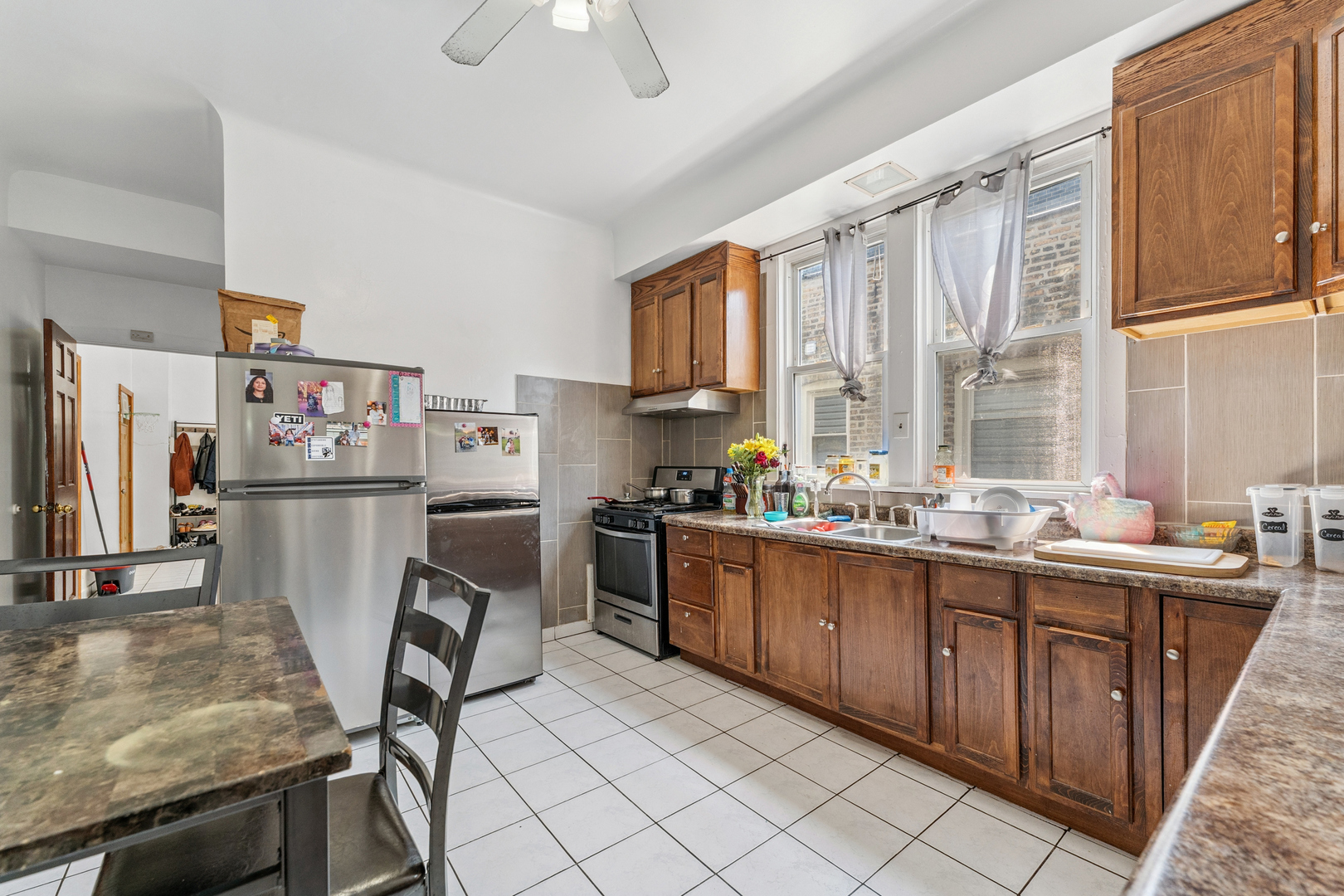 2826 N Rockwell Street, Chicago, IL 60618