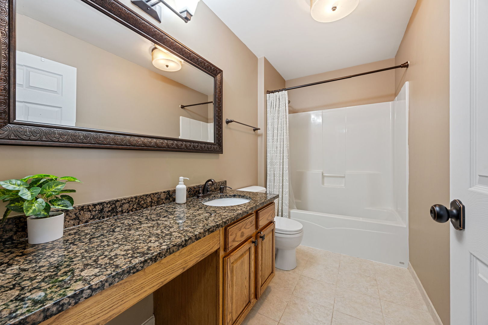 1521 Envee Drive, Bolingbrook, IL 60490