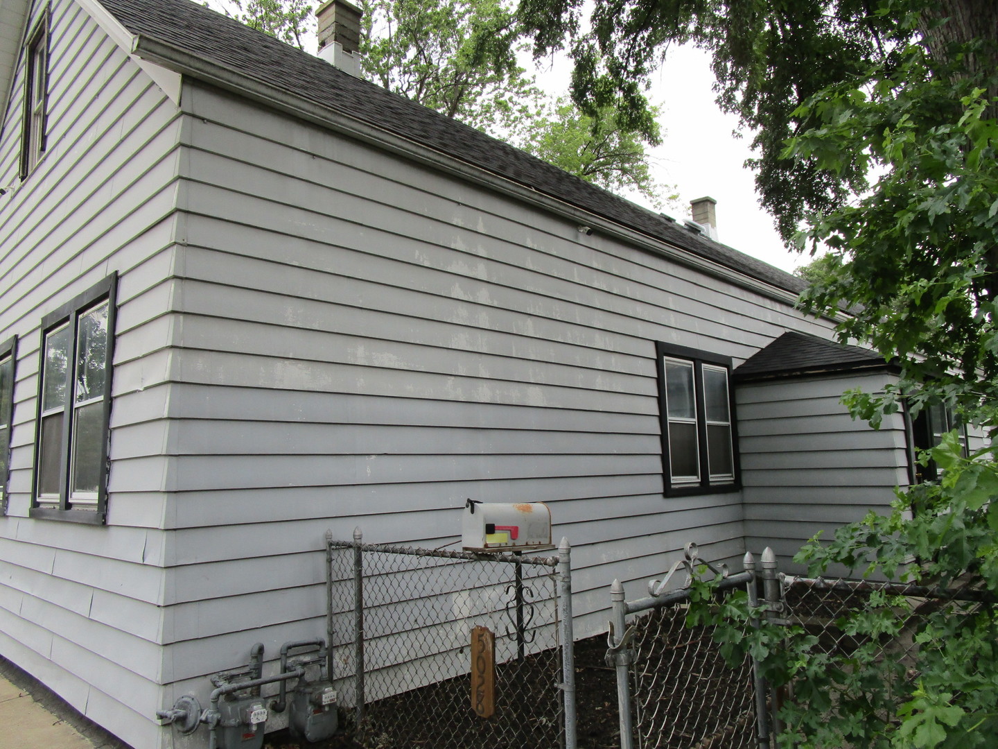 5028 W 32nd Street, Cicero, IL 60804