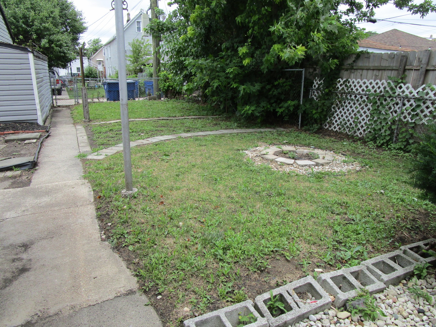 5028 W 32nd Street, Cicero, IL 60804