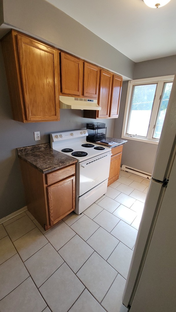 2513 E Cass Street #A, Joliet, IL 60432