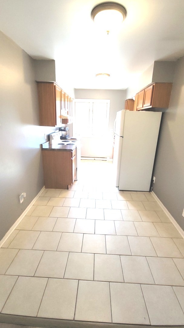 2513 E Cass Street #A, Joliet, IL 60432