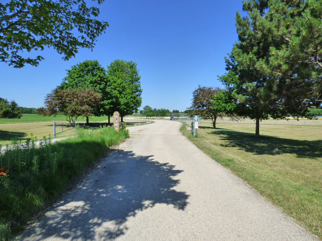 41W951 Hunters Hill Drive, St. Charles, IL 60175