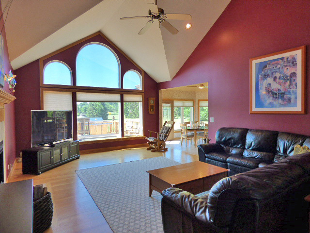 41W951 Hunters Hill Drive, St. Charles, IL 60175