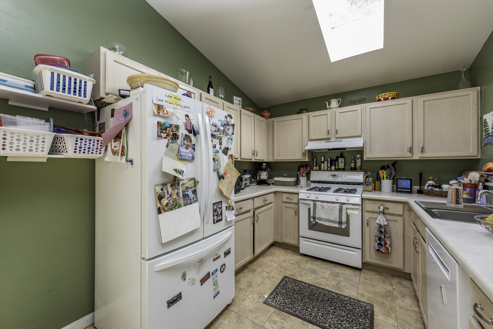 3306 Harbor Ridge Drive, Zion, IL 60099