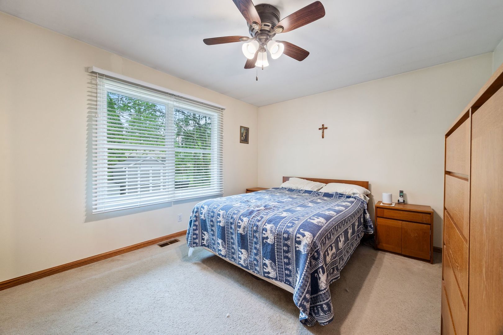 3112 Cedar Terrace, Island Lake, IL 60042