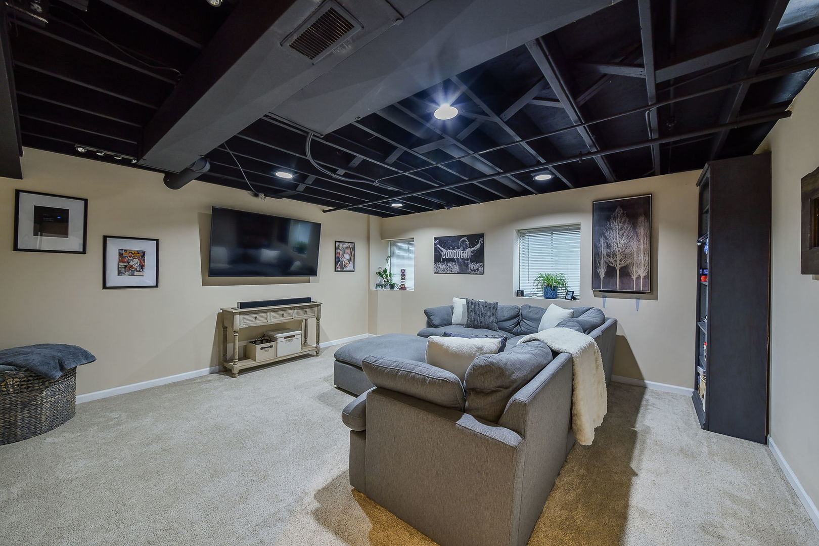 772 Panorama Court, Aurora, IL 60502