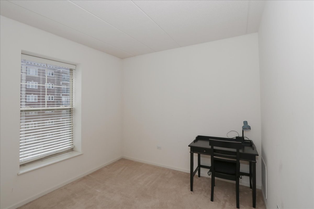 656 Pearson Street #505C, Des Plaines, IL 60016