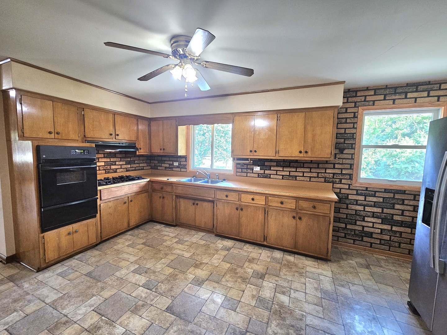 5137 160th Street, Oak Forest, IL 60452