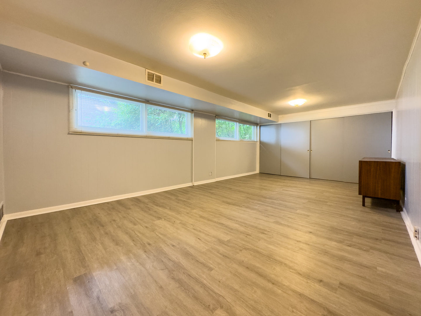 2731 Virginia Lane, Glenview, IL 60025