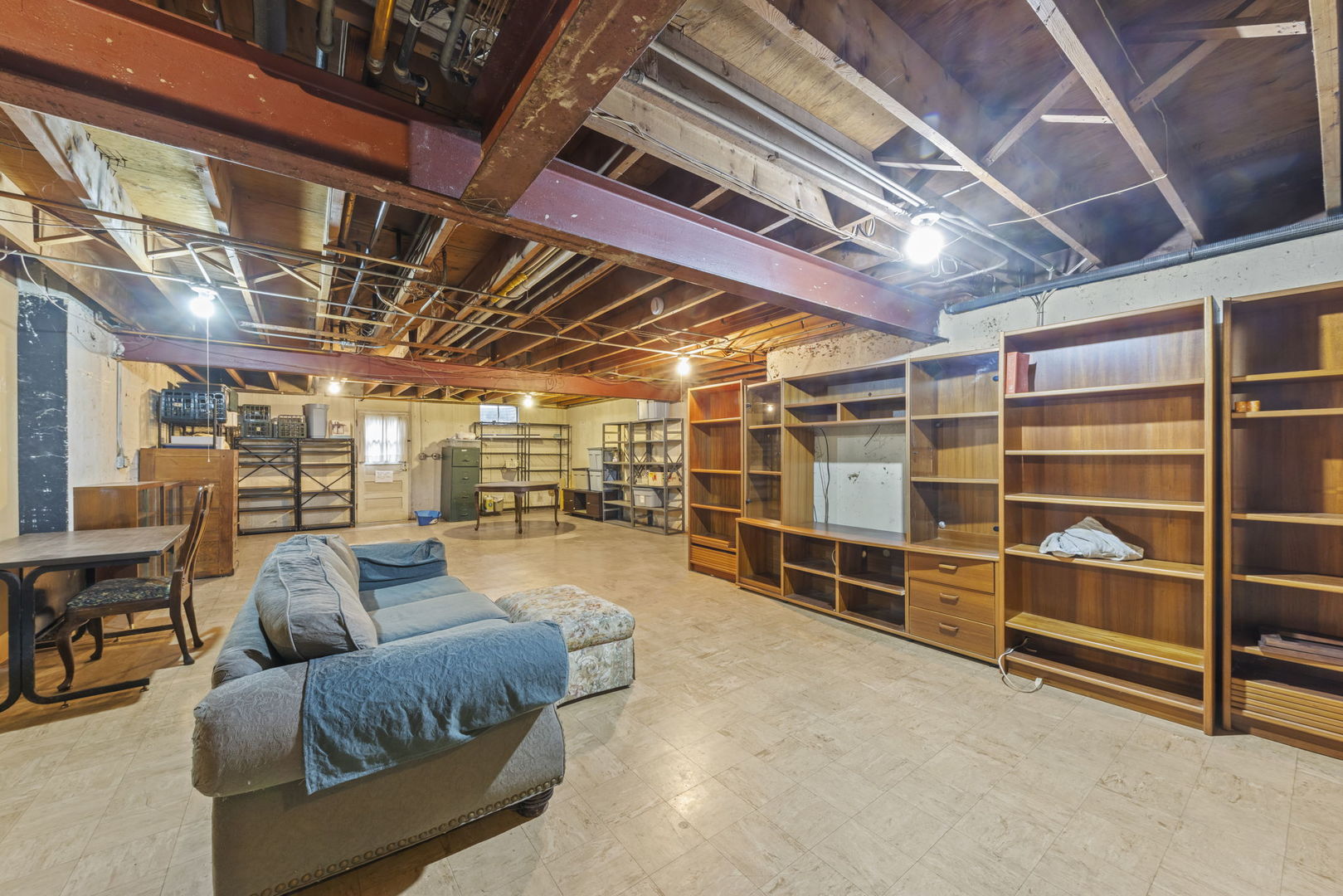 66 S 2nd Avenue, Lombard, IL 60148