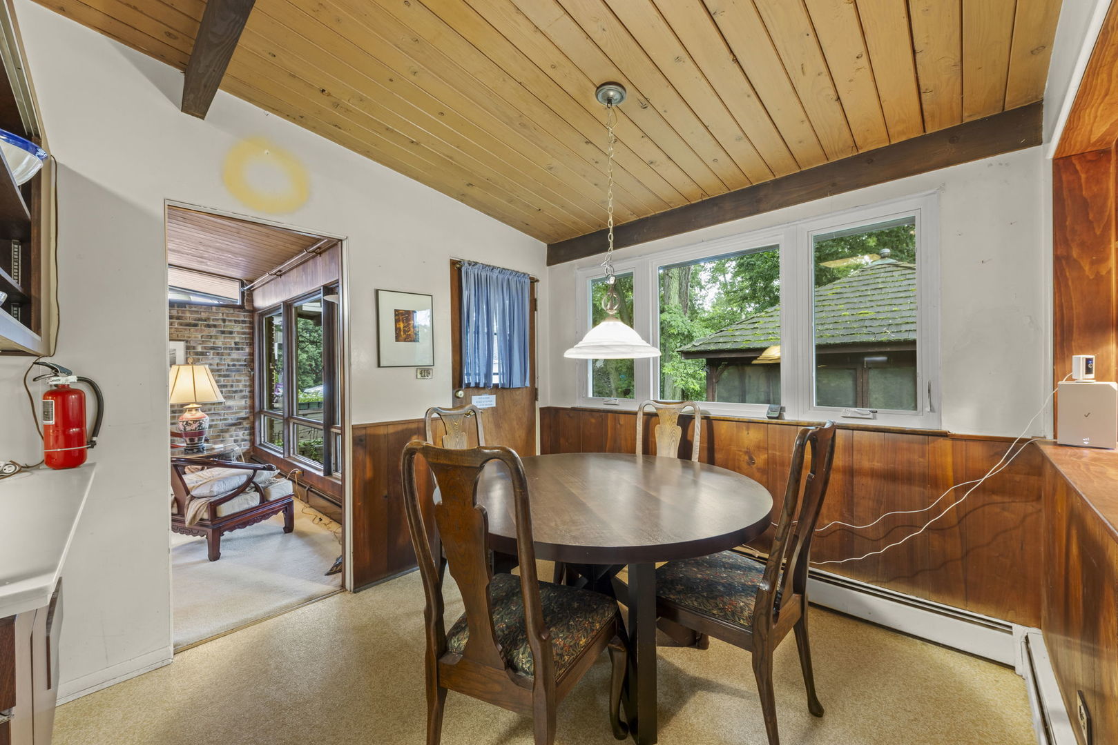 66 S 2nd Avenue, Lombard, IL 60148