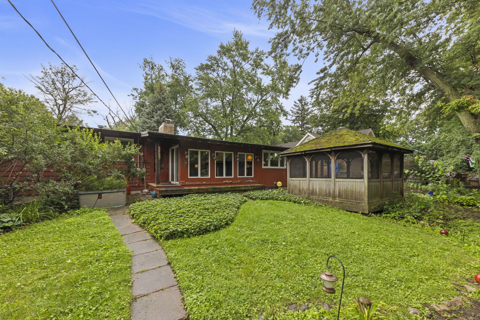 66 S 2nd Avenue, Lombard, IL 60148