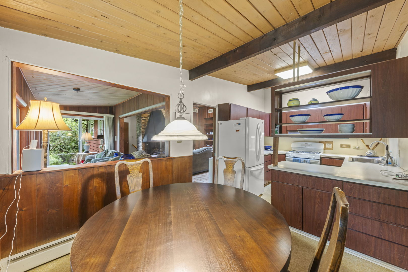 66 S 2nd Avenue, Lombard, IL 60148