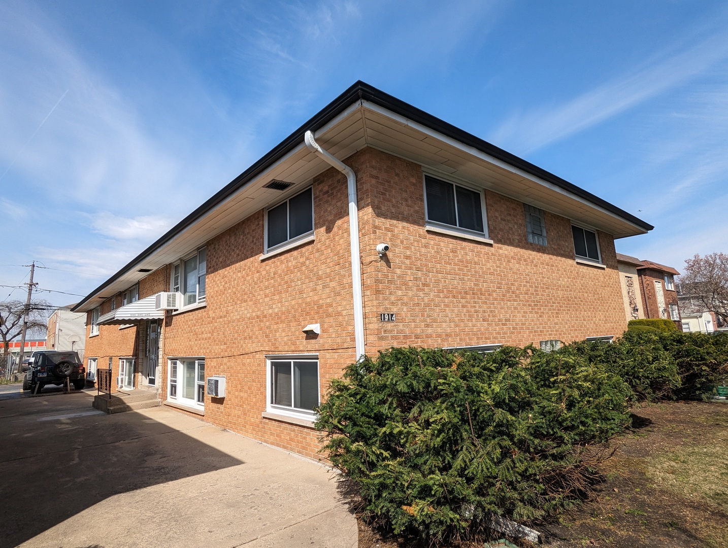 1914 N 18th Avenue, Melrose Park, IL 60160